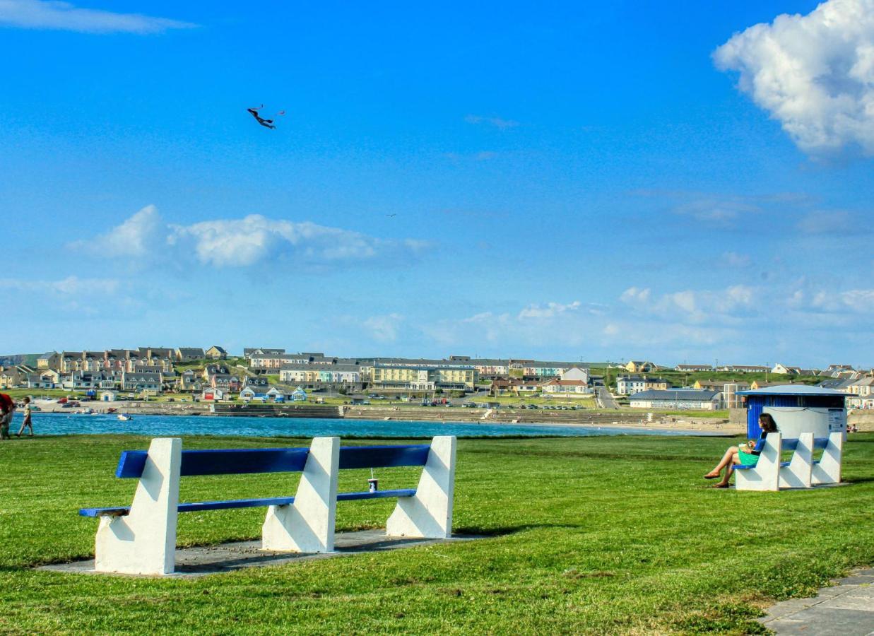 Kilkee Townhouse By Trident Holiday Homes 외부 사진